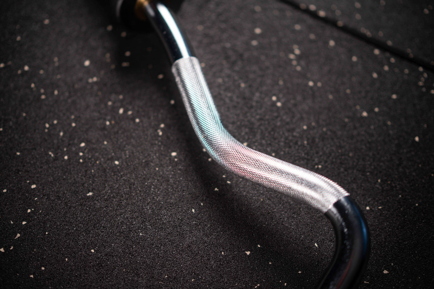 50 mm Supercurl Hantelstange SQMIZE® OB47SC www.simpleproducts.at 