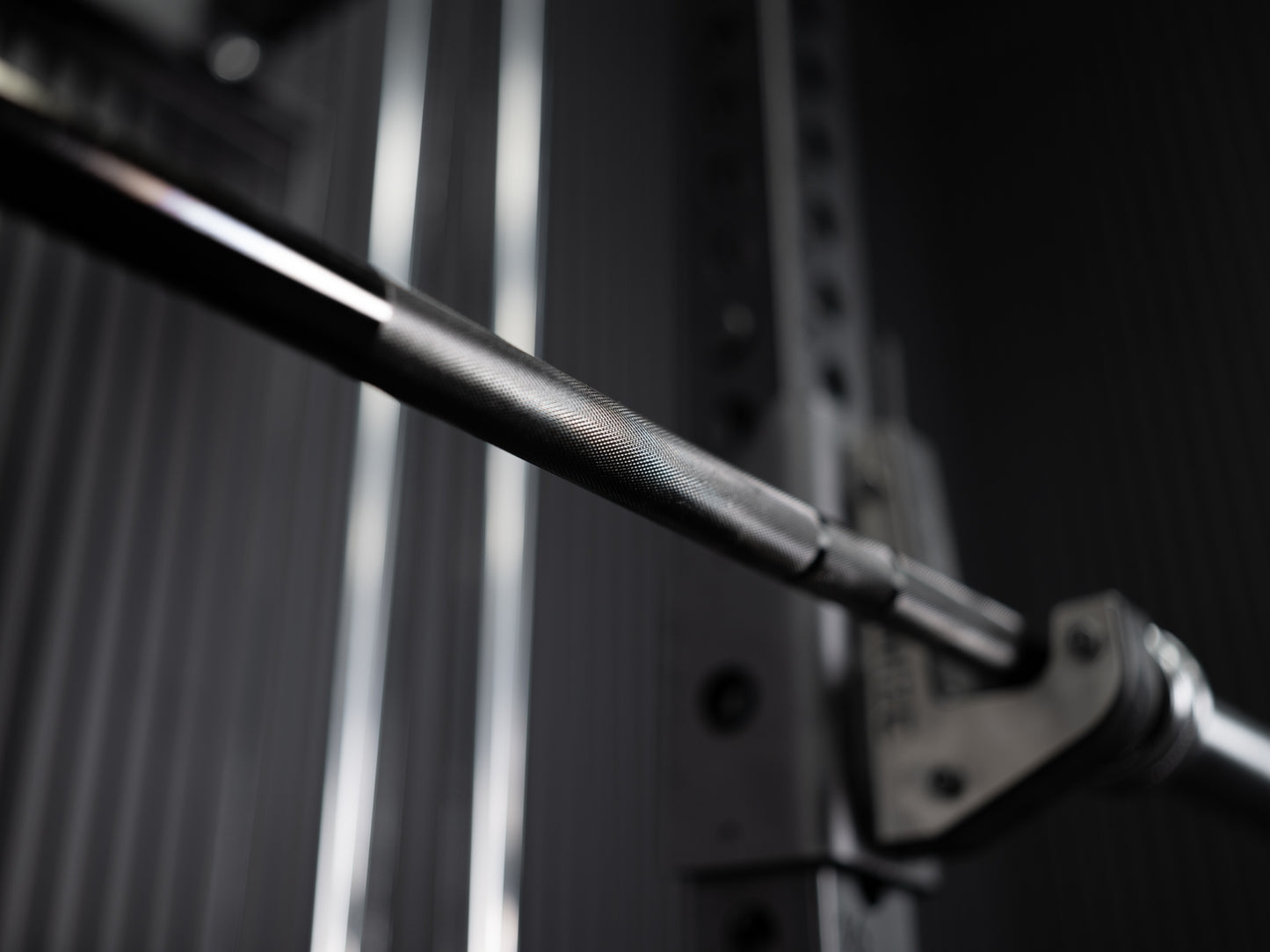 Bison Bar - 20kg Crosslifting® SQMIZE® ELITE CLUB OB86CRm-D Titanium Black
