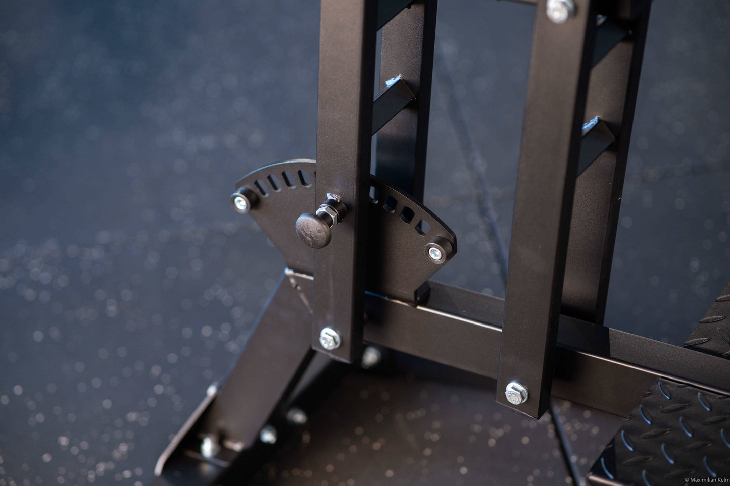 Glute Ham Developer SQMIZE® ELITE CLUB SQ-G911 www.simpleproducts.at 