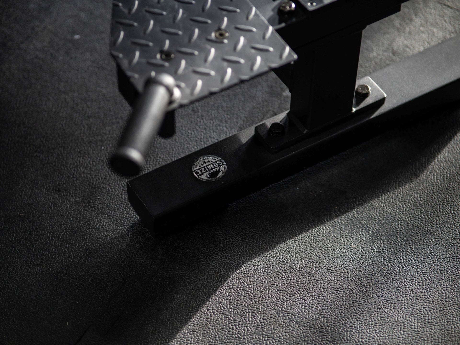 Hantelbank SQMIZE® ELITE CLUB SQ-R660 mit Spotterstands www.simpleproducts.at 