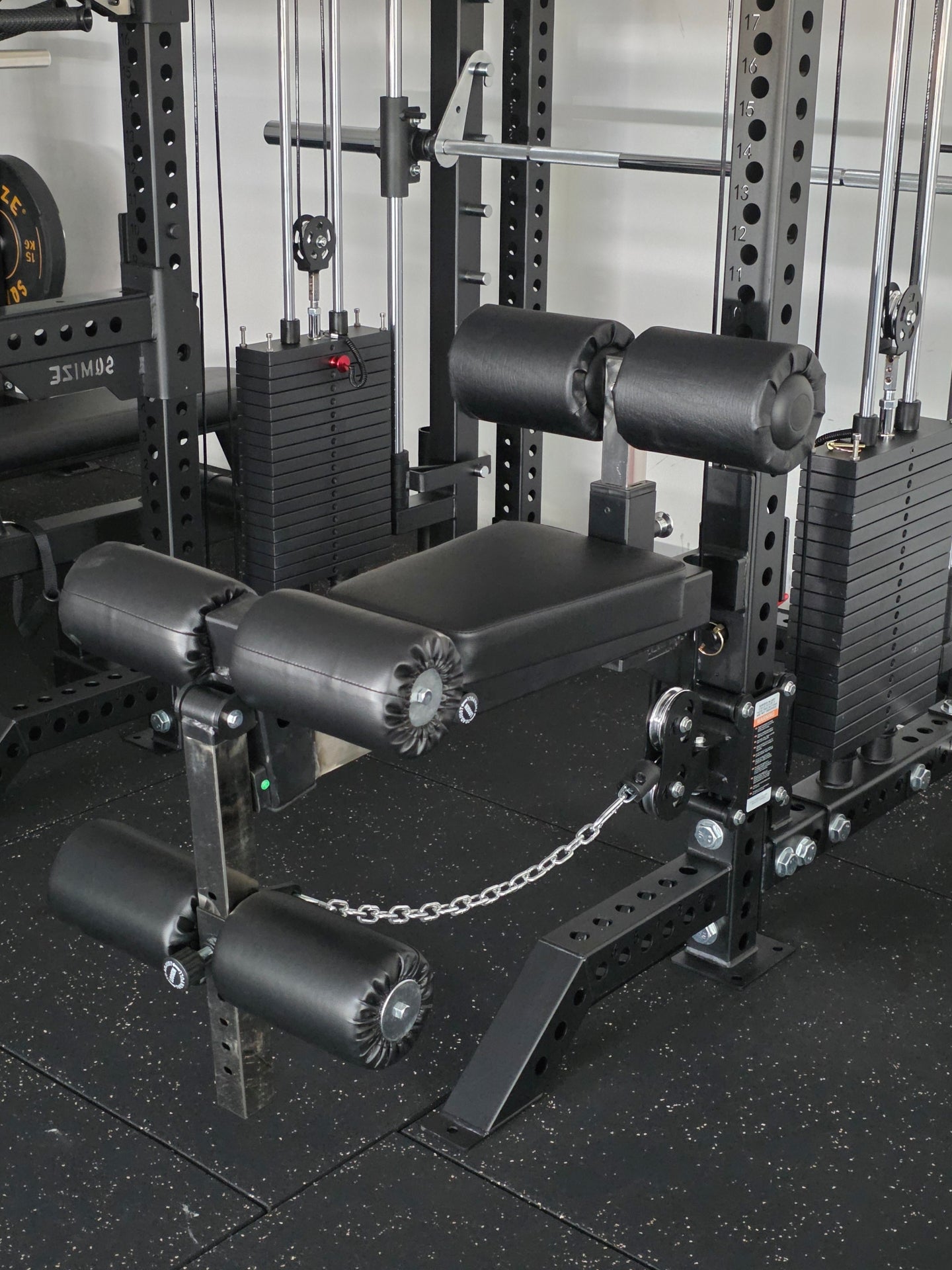 Latzug- und Beinstrecker Sitz SQMIZE® SQ-S955-LBS